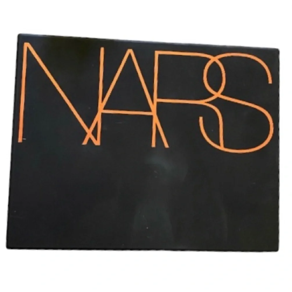 NARS powder make up
